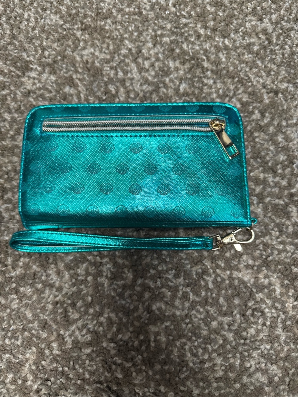 Source Unknown Metallic Teal Wristlet Clutch with Gold Mermaid Accent - Picture 2 of 3